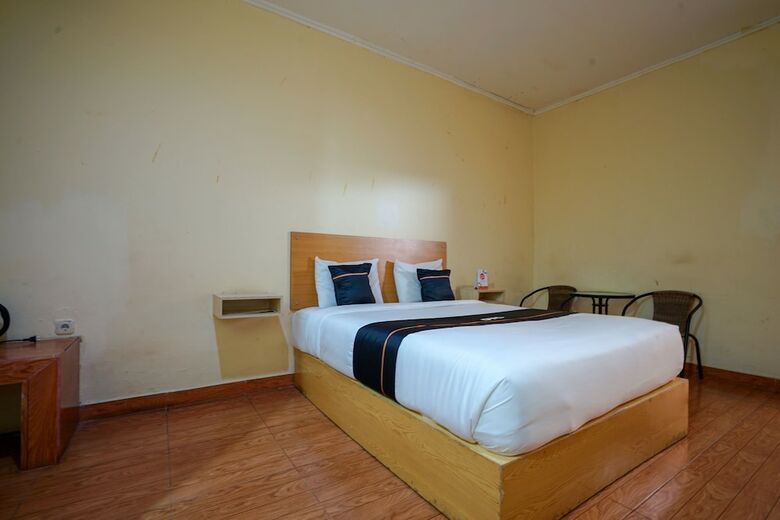 Oyo 427 Hotel Galaxy