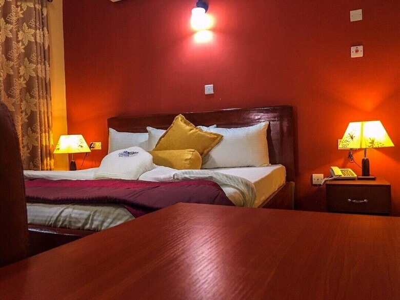 Hotel Cosmos City Suites & Apartments