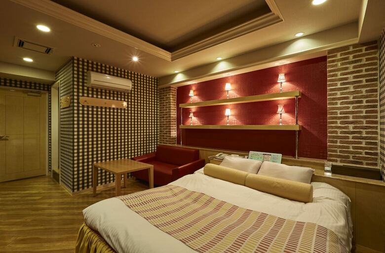 Hotel Mine - Adults Only