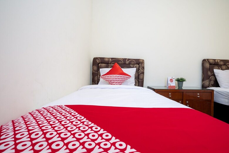 Hostal Oyo 2347 Griya Patran