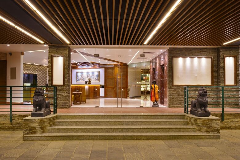Hotel Ambassador By Ace Hotels