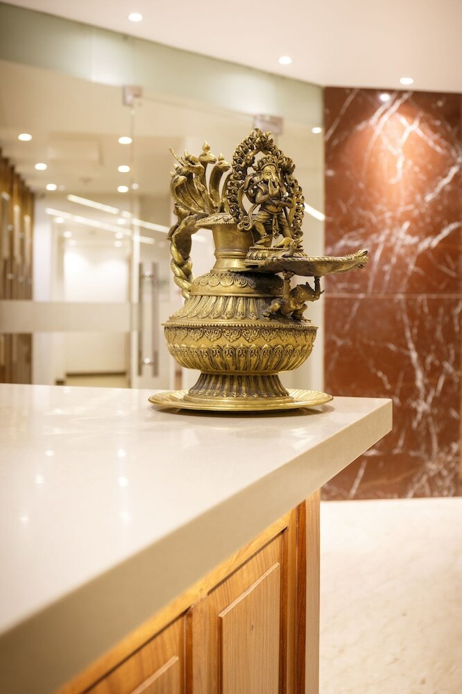 Hotel Ambassador By Ace Hotels