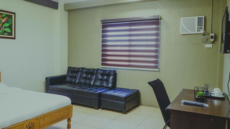 Hotel 2428 Suites