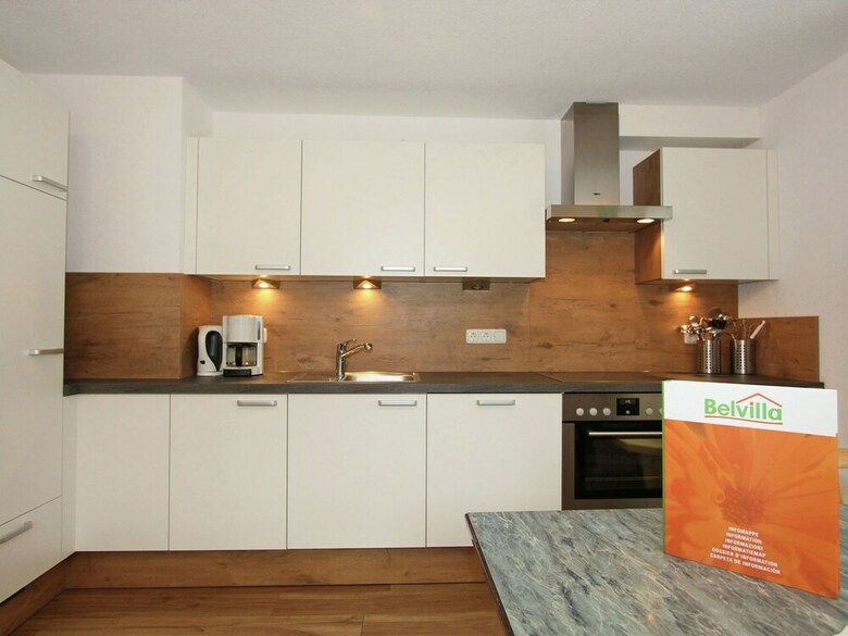 Beautiful Apartment Near Mountains In Gerlosberg