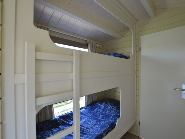 Cosy Chalet At Small-scale Campsite Near Biesbosch Area