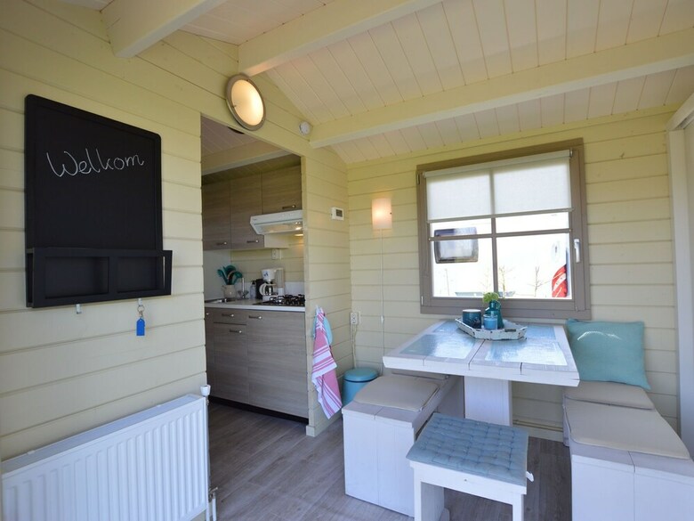 Cosy Chalet At Small-scale Campsite Near Biesbosch Area