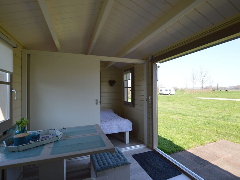 Cosy Chalet At Small-scale Campsite Near Biesbosch Area