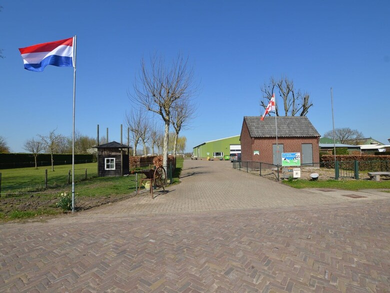 Cosy Chalet At Small-scale Campsite Near Biesbosch Area
