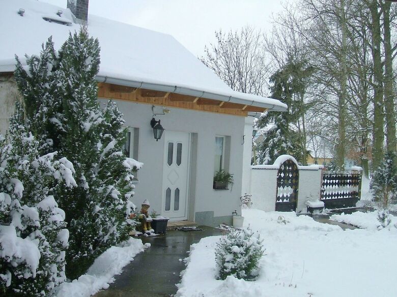 Spacious Holiday Home In Sommerfeld Near Lake