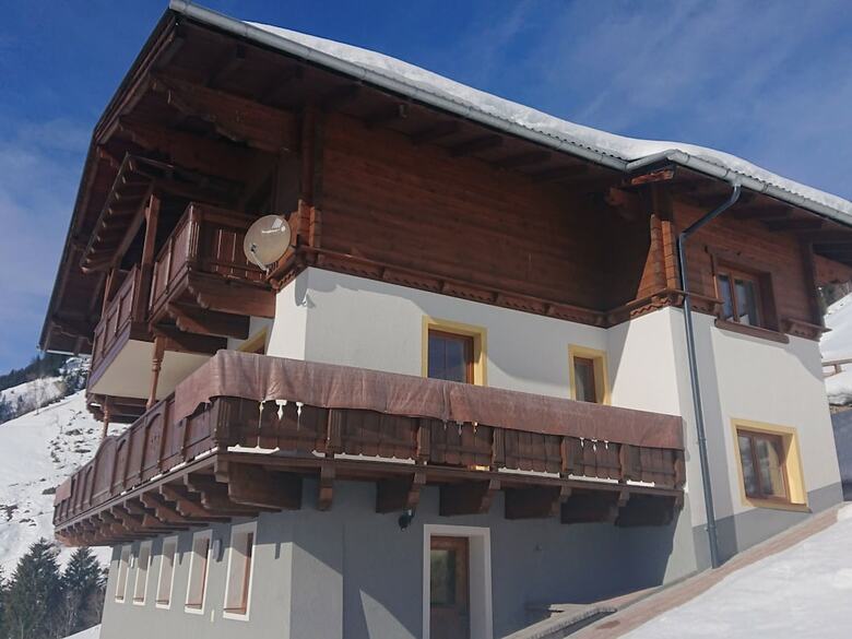 Cozy Apartment Near Ski Area In Gro�arl