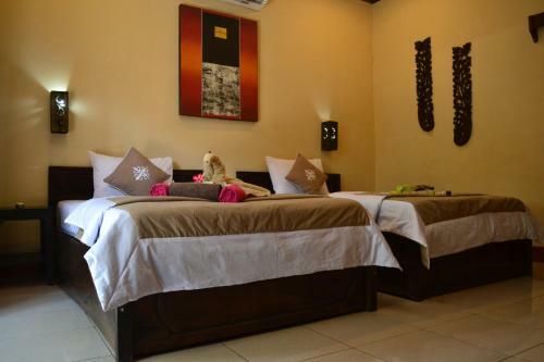Hostal Resota Twins