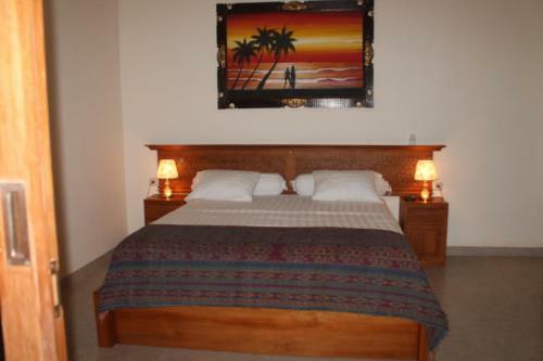 Coral Beach Pizza Cottages