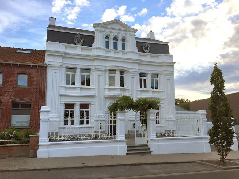 Apartamentos Luxurious Villa In Heuvelland With Garden