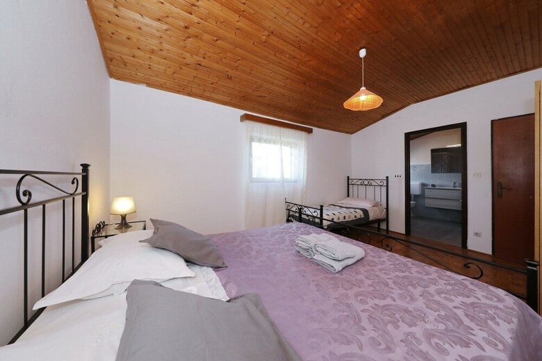 Apartments Saphron Beach