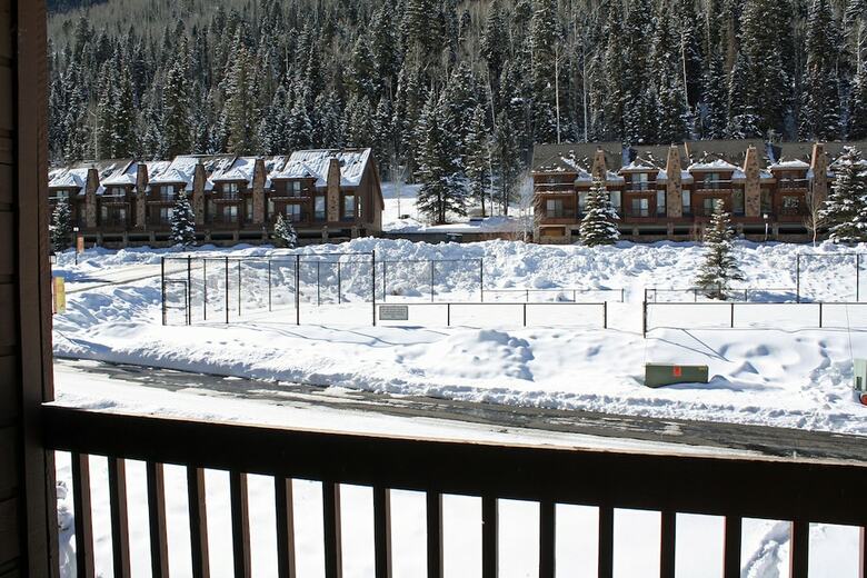 Cascade Village By The Ivy Group