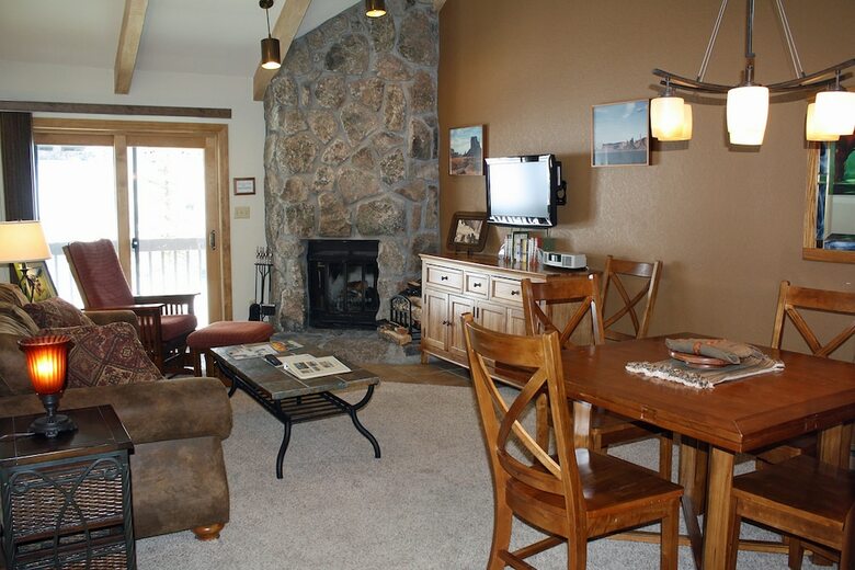 Cascade Village By The Ivy Group