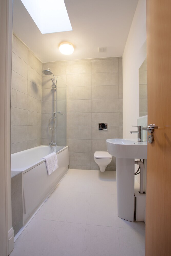 Apartamentos Rest & Recharge Regents Ct 3bed Sleeps 7