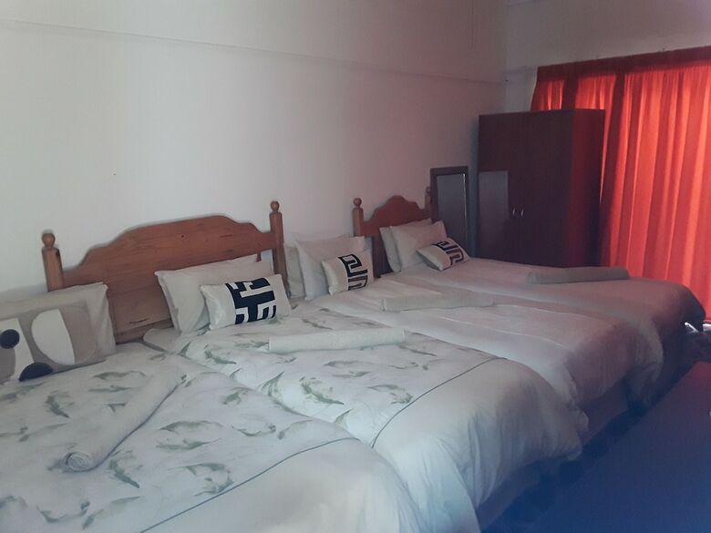 Hotel Kwazi Guest House