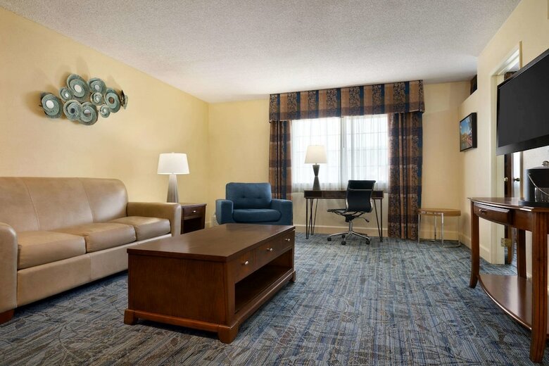 Hotel Ramada By Wyndham Spokane Airport