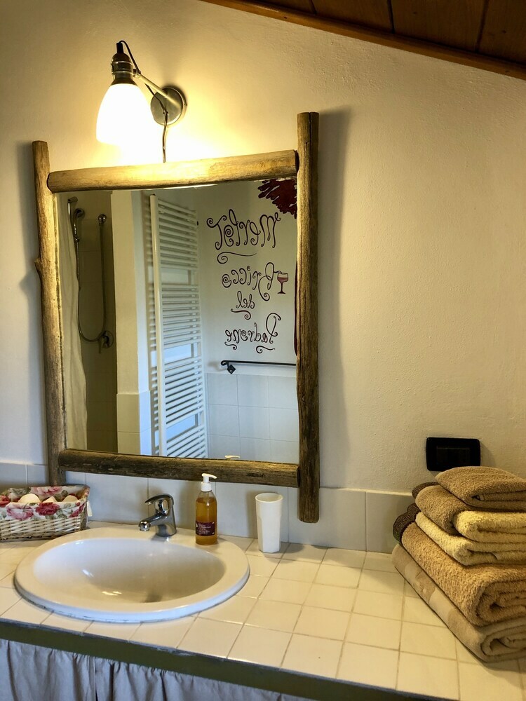 Agroturismo La Maddalena Bed & Wine
