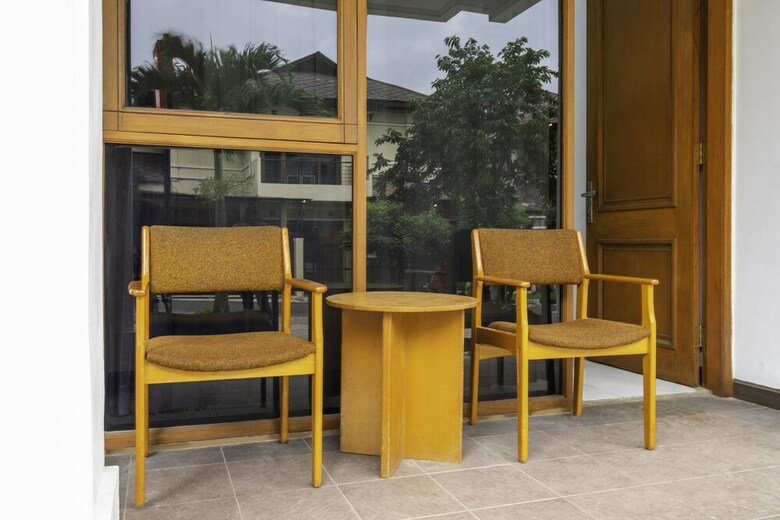 Hotel Oyo 2728 Sinulingga Residence