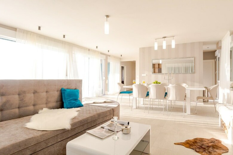 Luxury Villa White Velvet With Pool