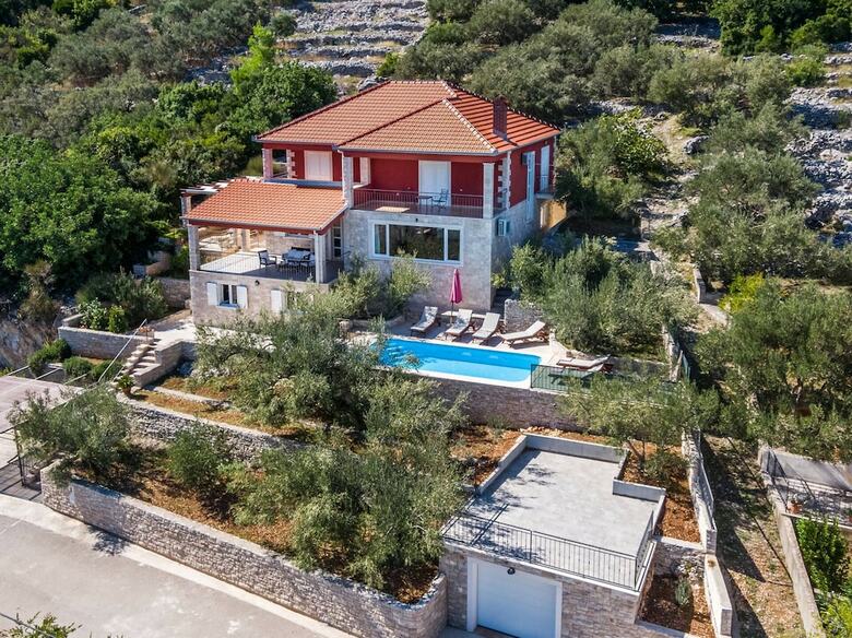 Villa Luxury Stairway To Heaven With Pool