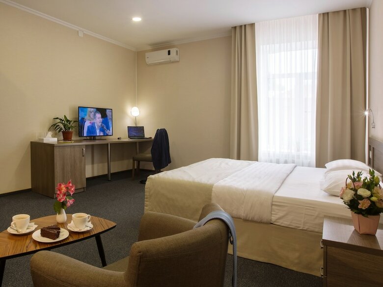 Hotel Platov