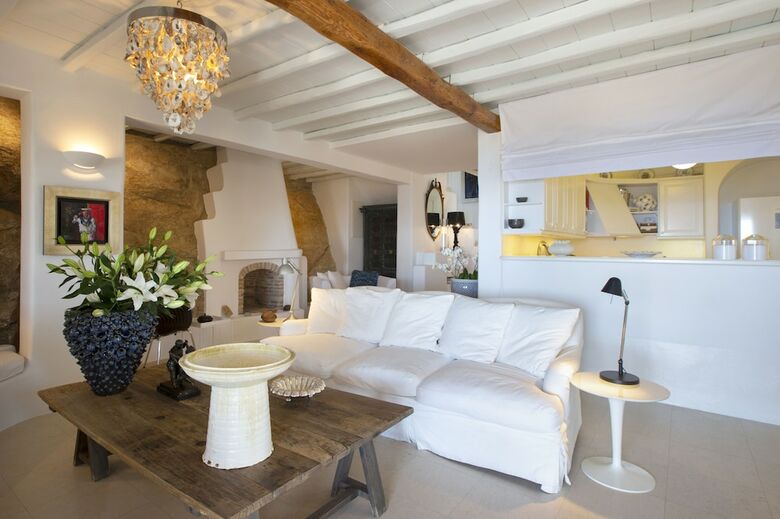 Villa Aerie - Sweeping Sea Views, Eclectic Style  By Villarentalsgr