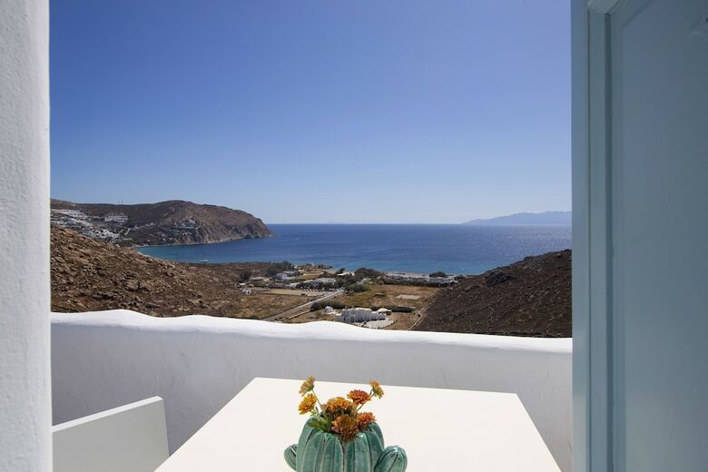 Villa Aerie - Sweeping Sea Views, Eclectic Style  By Villarentalsgr