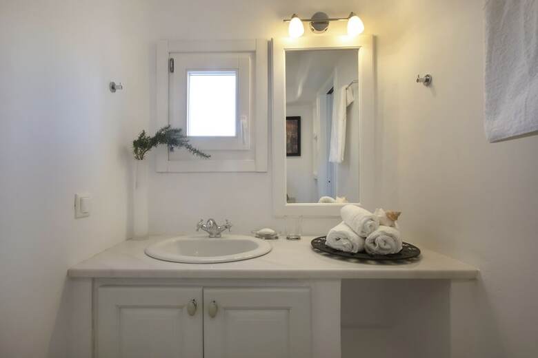 Villa Aerie - Sweeping Sea Views, Eclectic Style  By Villarentalsgr