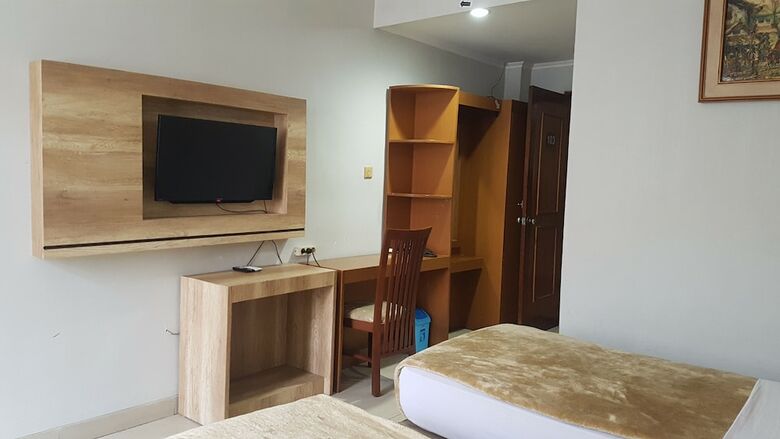 Oyo 2329 Hotel Nyland 3 Cijagra