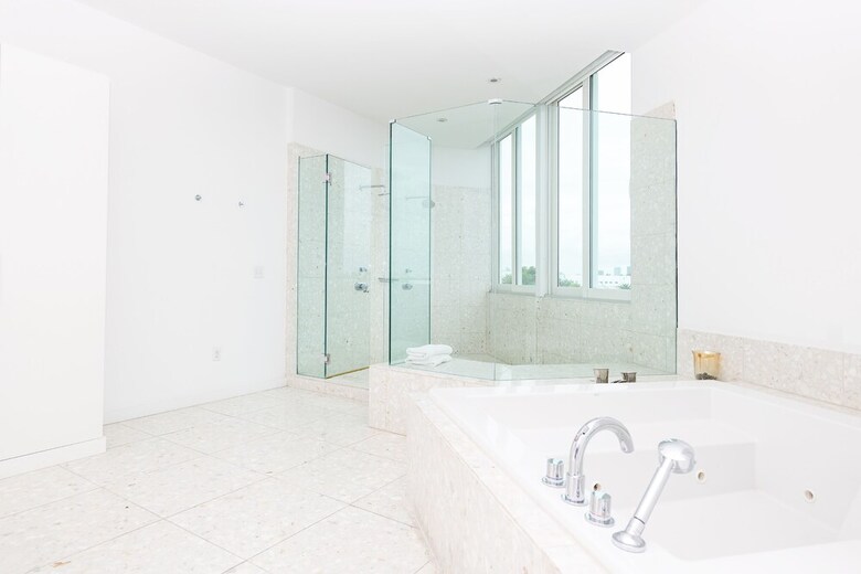 2228 Park 1
