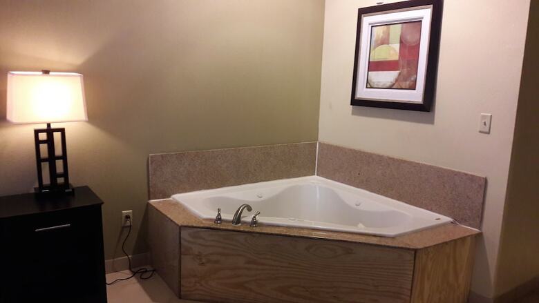 Hotel Americas Best Value Inn & Suites Port Arthur