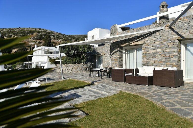 Paros Butterfly Villas