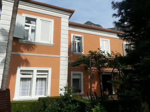 Apartments Vojin