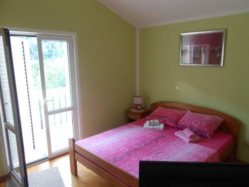 Hostal Lorena Rooms