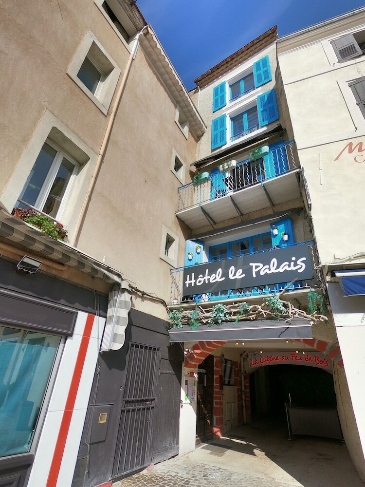 Hotel H�tel Restaurant Le Palais