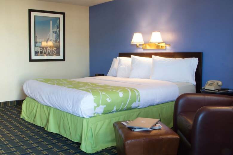 Hotel Tidewater Inn
