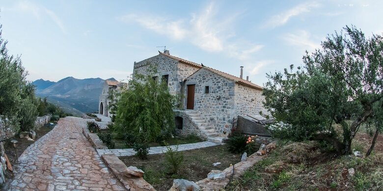 Xemoni Hotel