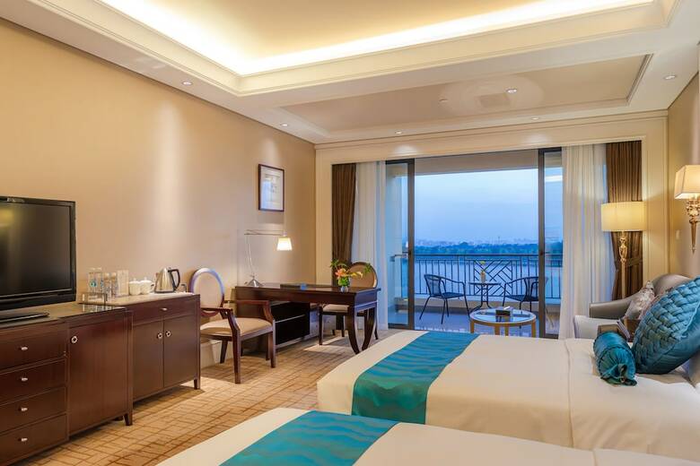 Hotel Yourworld International Conference Center