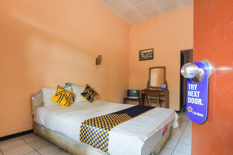 Hostal Spot On 2465 Hotel Raung View