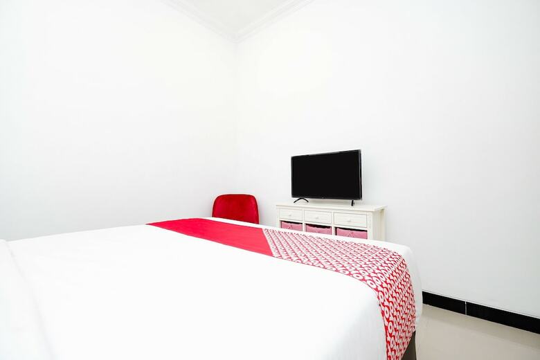 Hotel Oyo 1611 Four D'home