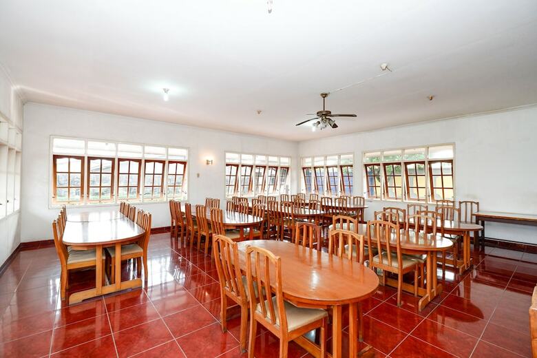 Oyo 2495 Hotel Wijaya
