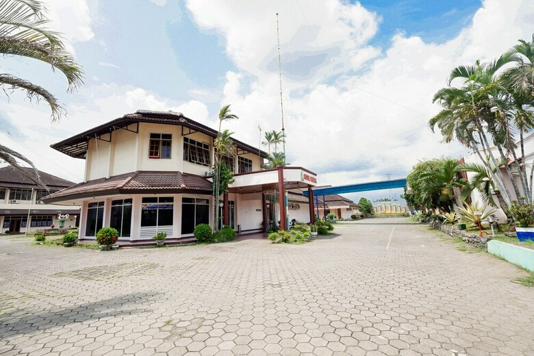 Oyo 2495 Hotel Wijaya