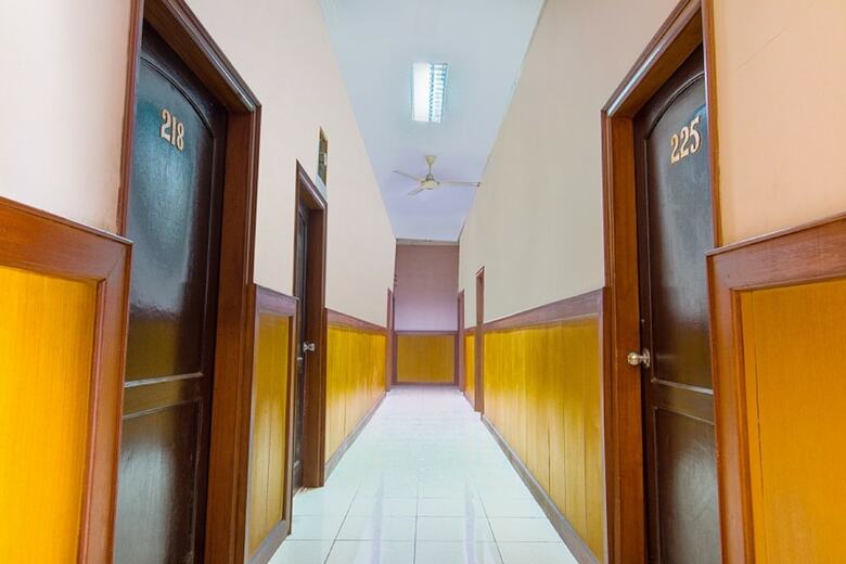 Hostal Spot On 2730 Hotel Maribaya Indah