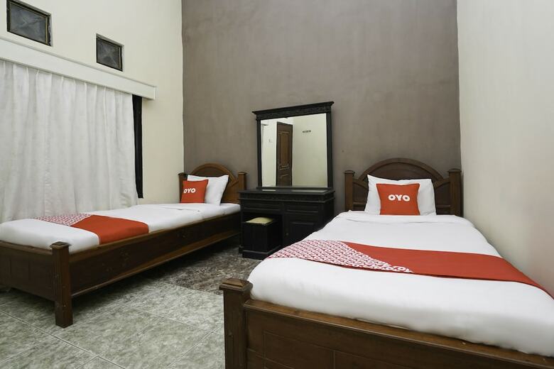 Hotel Madinah Syariah