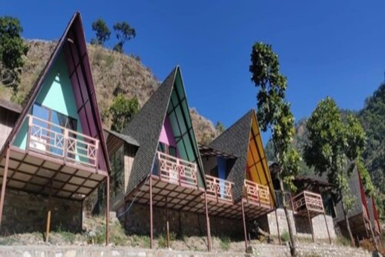 Hotel Rakatal Rocks Resort