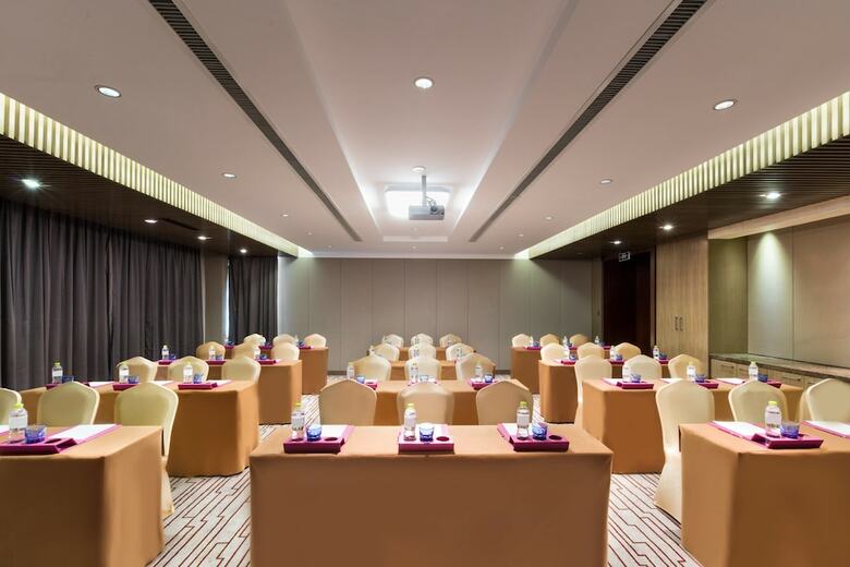 Hotel Crowne Plaza Xuzhou Dalong Lake