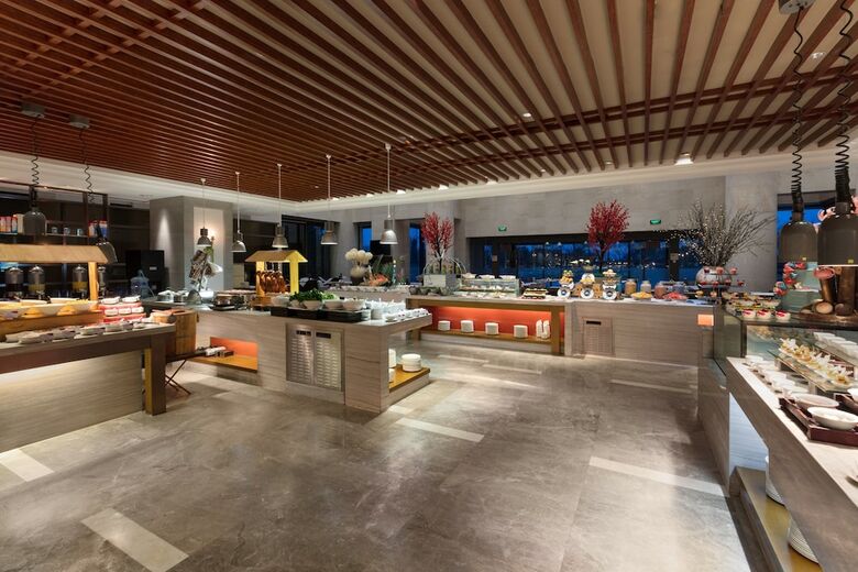 Hotel Crowne Plaza Xuzhou Dalong Lake